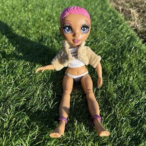 MGA 2020 Avery Styles Rainbow High Doll Nude OOAK Ball‎ Jointed